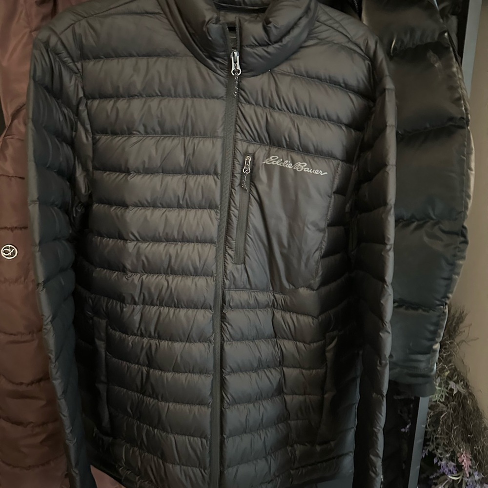 Eddie Bauer Men's Dark Gray Puffer Jacket
